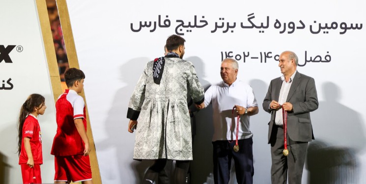 پایان‌بندی پرحرف‌وحدیث لیگ برتر با کارگردانی تاج و رفقا!