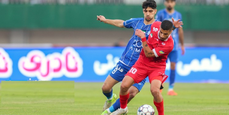 نگاهی به روند پرسپولیس و استقلال در ۵ بازی اخیر؛ قرمز پررنگ، آبی کم‌رنگ!