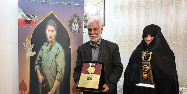قهرمان ماندگار